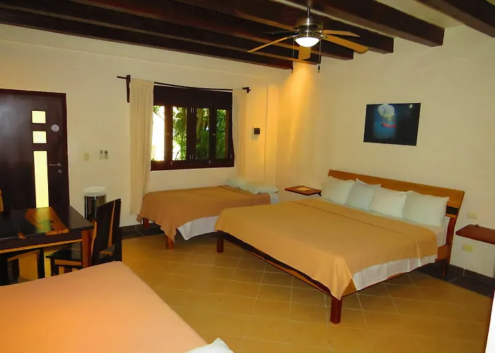 Hotel Xibalba Dive Center 3*